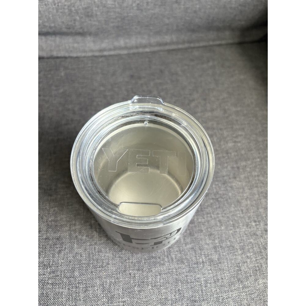 YETI Rambler 10oz Lowball Tumbler Mug Insulated Stainless Steel With Lid & Logo - Picture 5 of 8